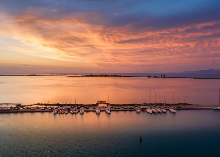 Hotel Adani Tsoukaládhes